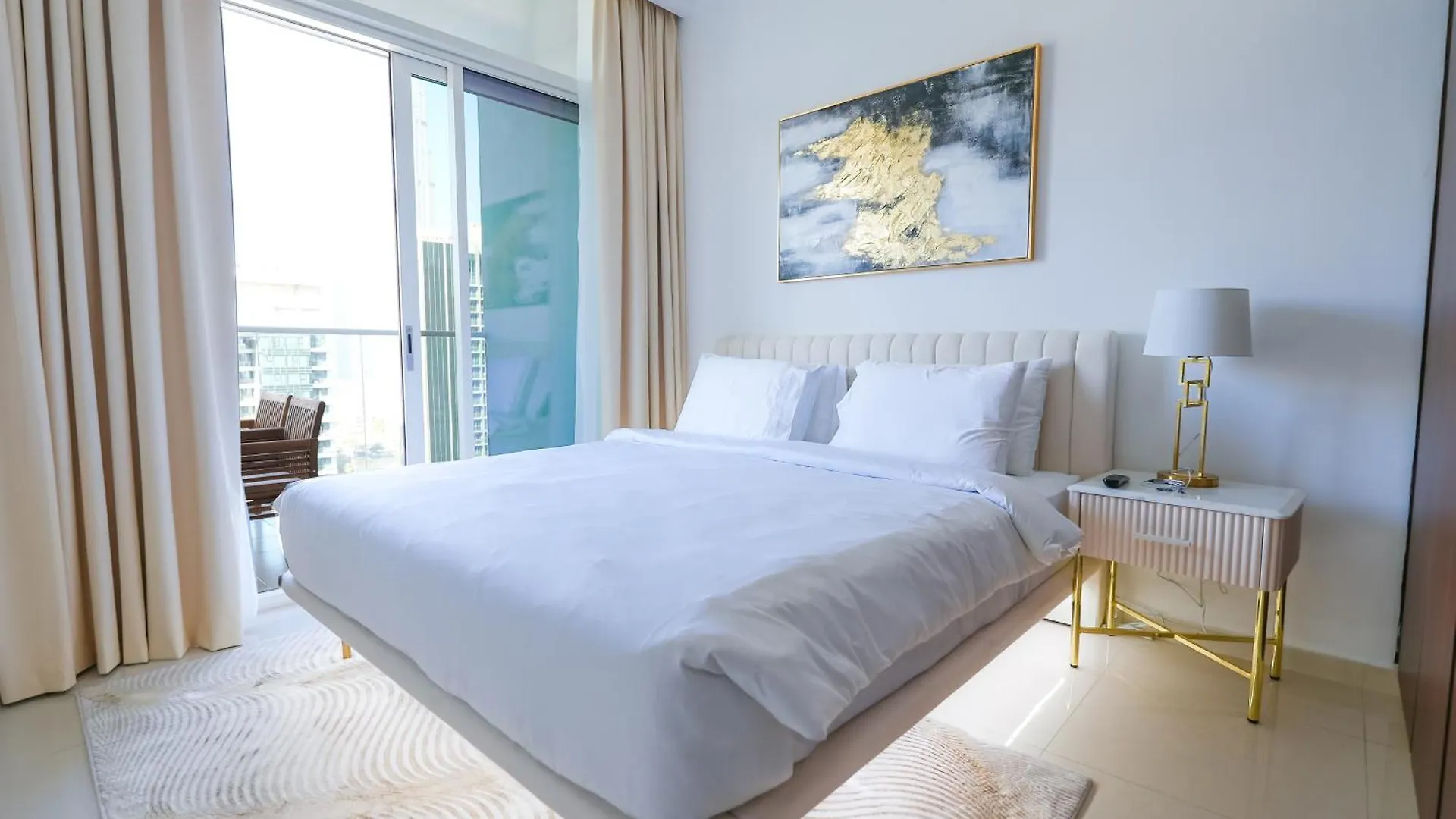 Apartment Wohnung Mit Blick Auf Den Burj Khalifa Im Stadtzentrum Von Dubai